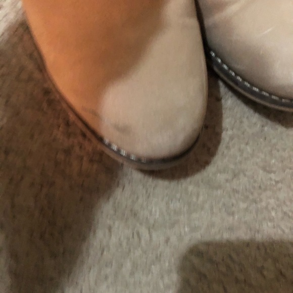 Beige boots - Picture 4 of 5